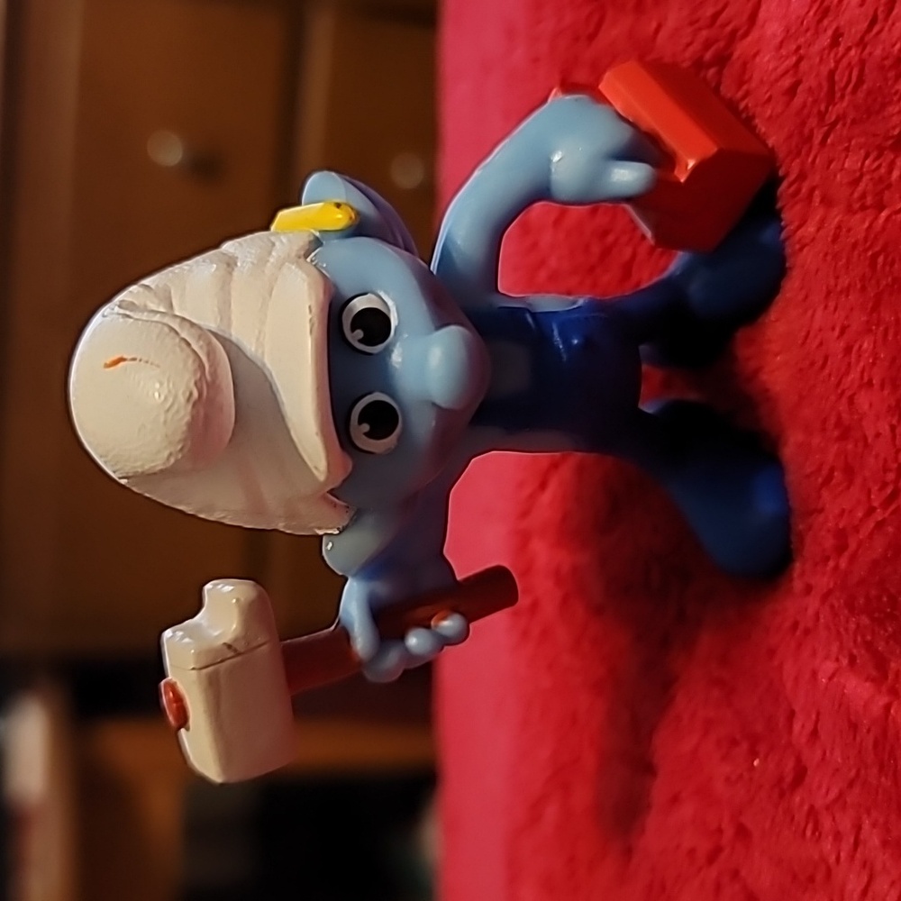 2011 Mcdonalds Smurf Toy #3 Handy Smurf